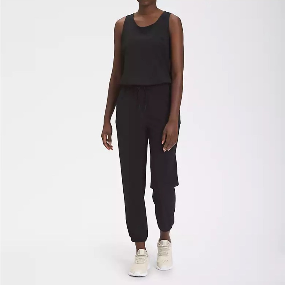 NWOT North Face Never Stop Wearing Jumpsuit